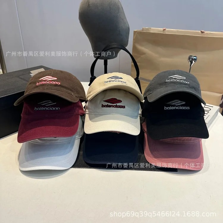 New outdoor baseball cap for men and women, fashionable peaked cap, enlarged head circumference to show face, small wide brim sun hat wholesale
