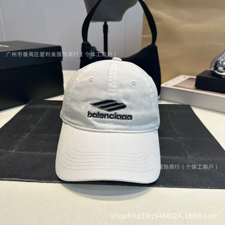 New outdoor baseball cap for men and women, fashionable peaked cap, enlarged head circumference to show face, small wide brim sun hat wholesale