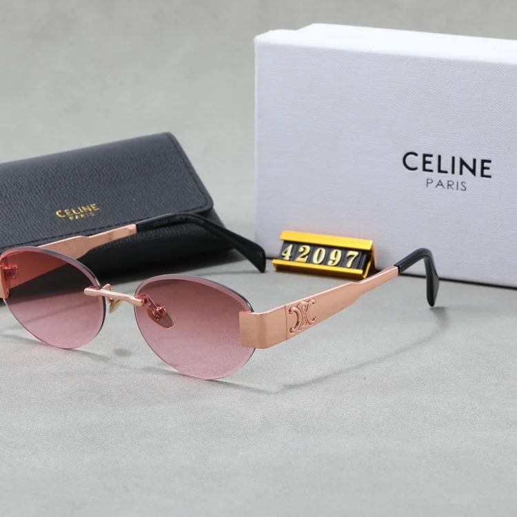 Celin1e fashionable and comfortable shoes