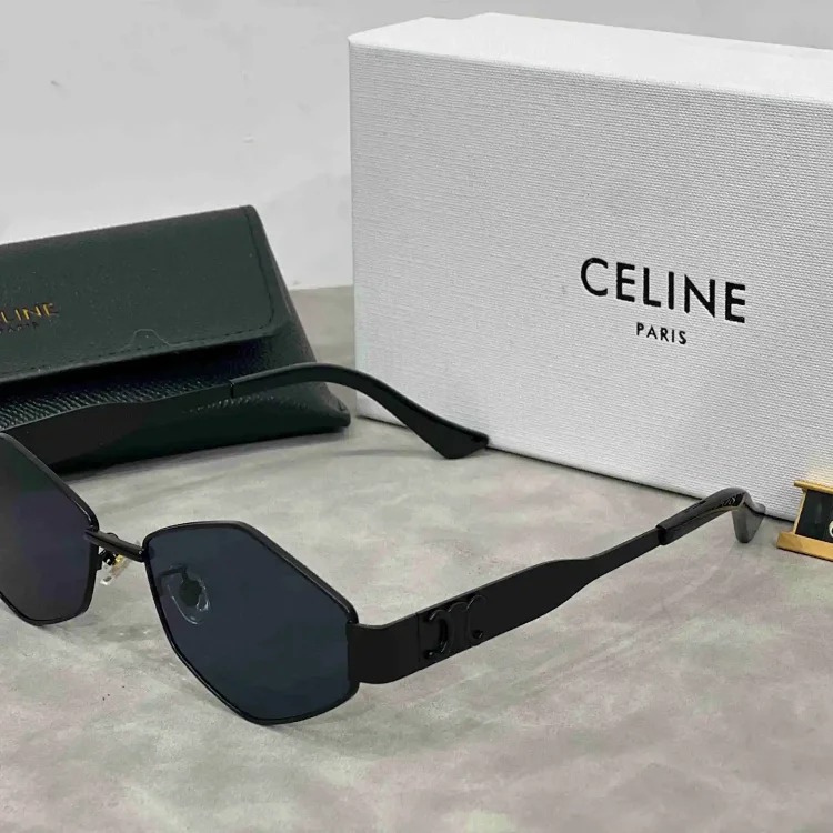 Celin1e fashionable and comfortable shoes