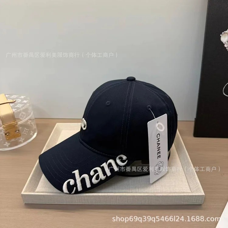 New style side letter embroidery soft top slimming baseball hat for women spring and summer fashion casual age-reducing peaked cap for men