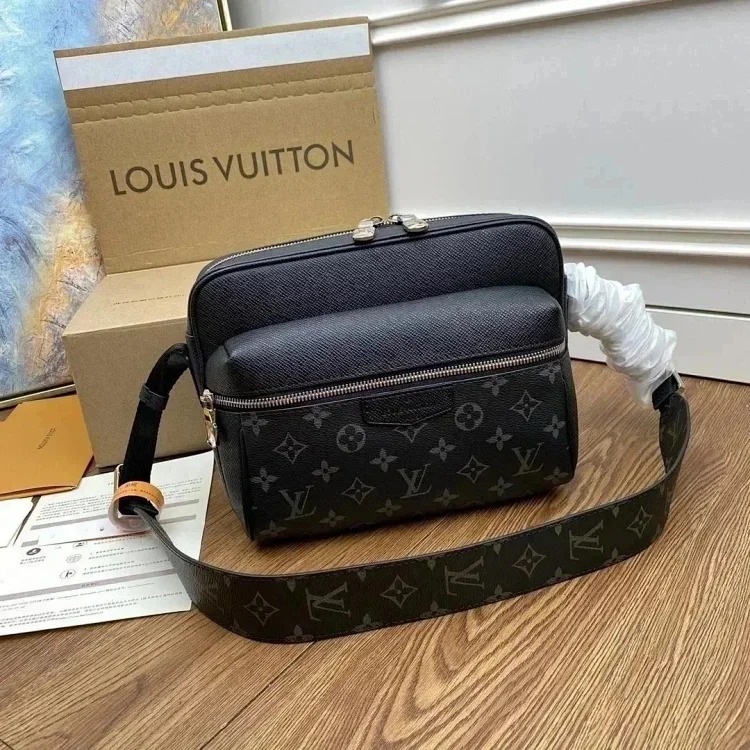 SHD-High V Retro Messenger Bag (shipped within 5 days)- TOP image 5