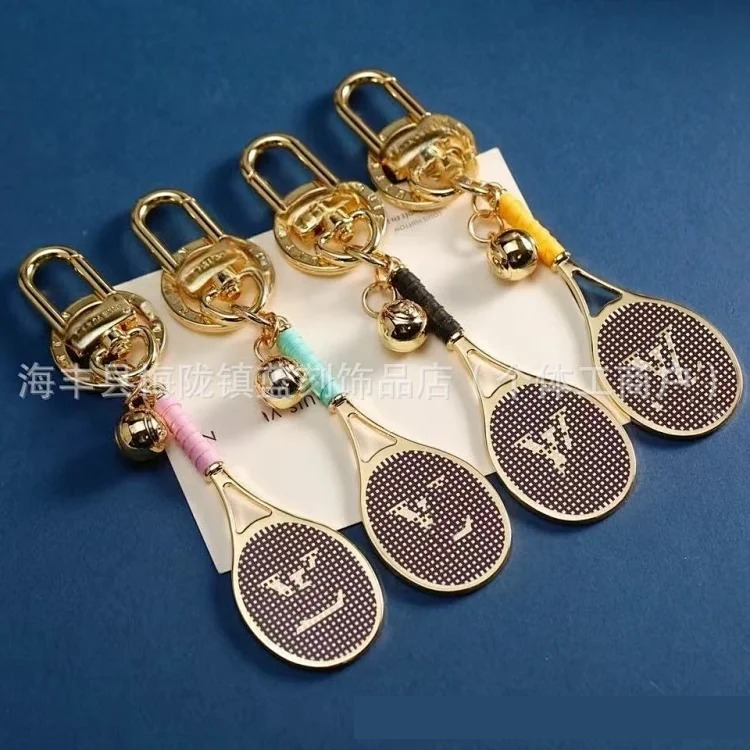 Creative simulation three-dimensional badminton keychain tennis racket sports keychain table tennis key chain