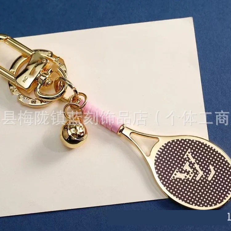 Creative simulation three-dimensional badminton keychain tennis racket sports keychain table tennis key chain