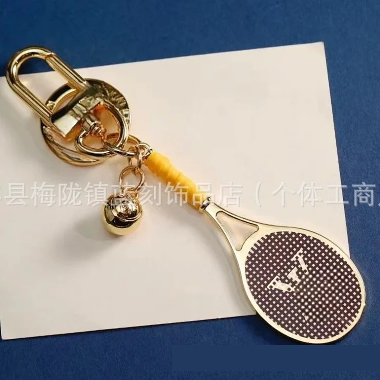 Creative simulation three-dimensional badminton keychain tennis racket sports keychain table tennis key chain