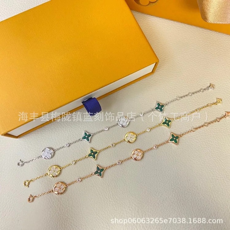 New pointed flower with diamond four-leaf clover red agate four-flower bracelet for women, light luxury, white and high-end rose gold