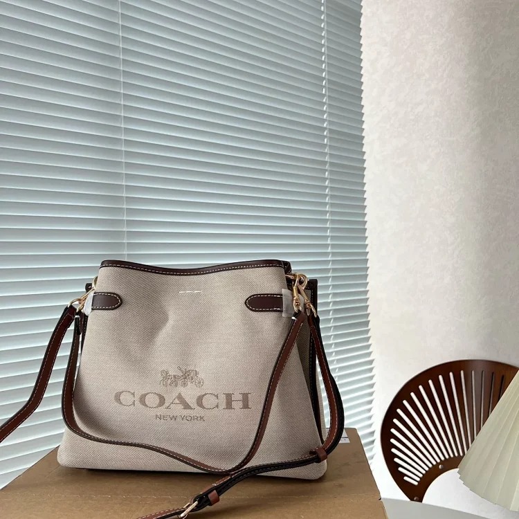 C fashion bags