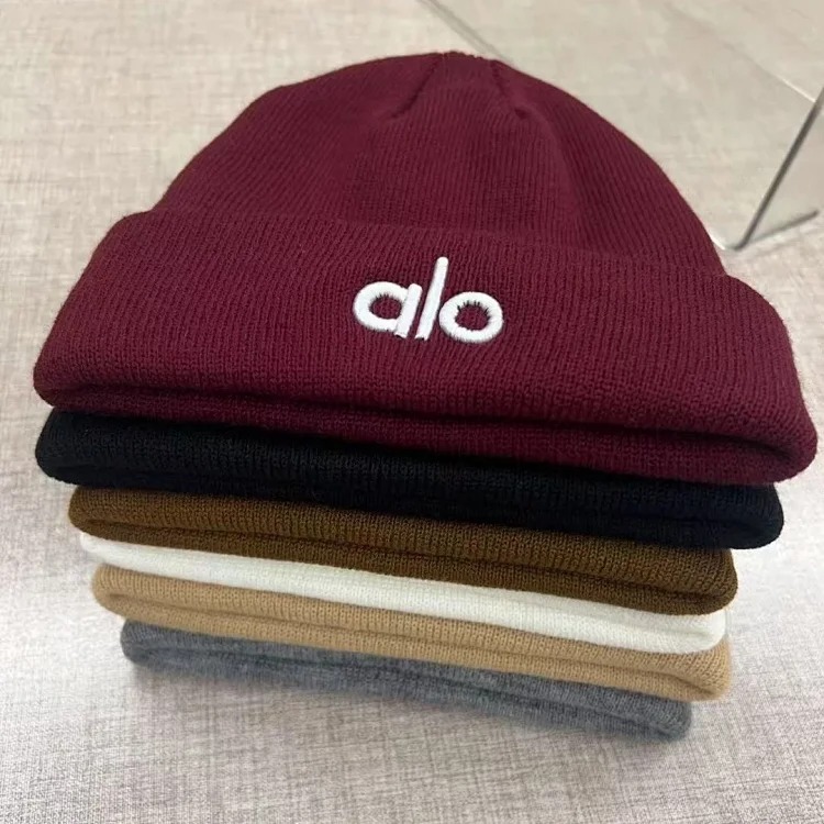 Knitted hat, woolen hat, outdoor cold-proof and warm pullover hat