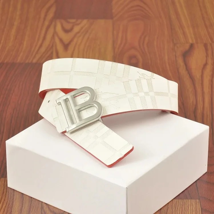 Fashionable and versatile belt 011