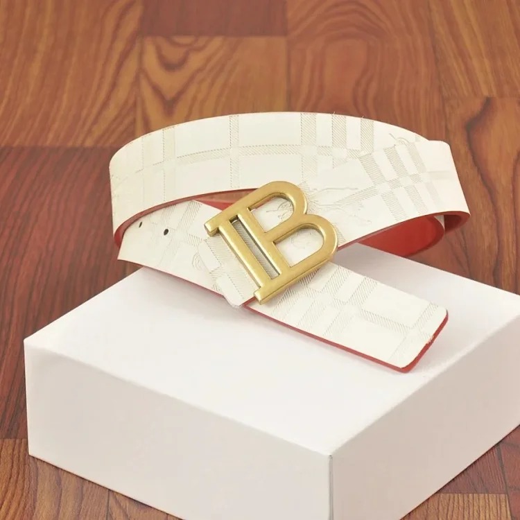Fashionable and versatile belt 011