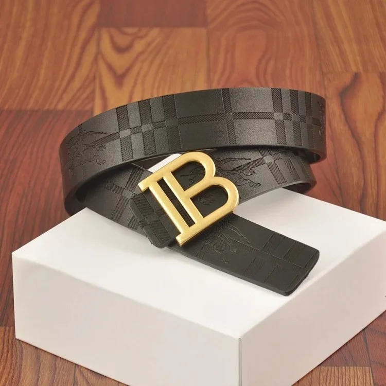Fashionable and versatile belt 011