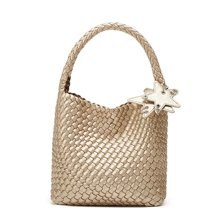 2025 new champagne color hand-woven tote bag large capacity high-end fashion portable shoulder bucket bag trendy image 3