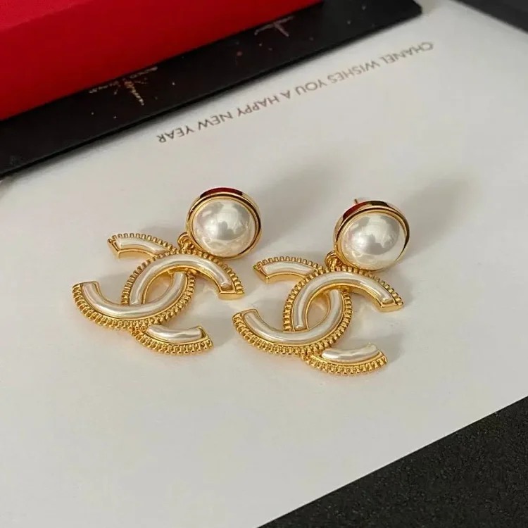 New G Pearl Love Stud Earrings Feminine Stud Earrings