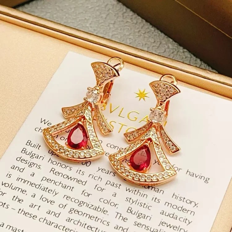 New G Pearl Love Stud Earrings Feminine Stud Earrings