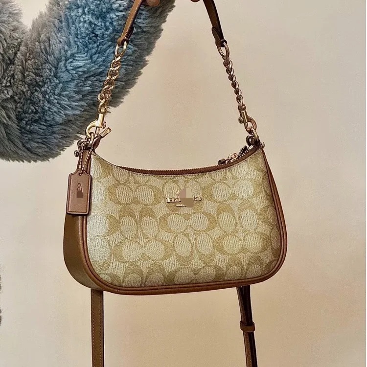 Louis Vuitton Teri24 Crescent Underarm Bag Classic Old Flower Fragrant Breed Shoulder Bag for Women