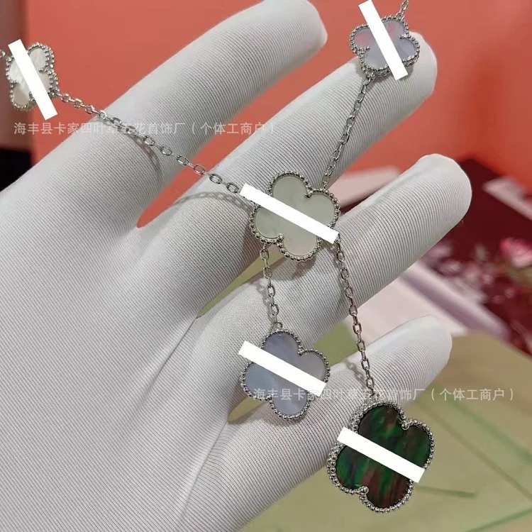 High of lucky four-leaf clover irregular six-flower girl thickened fashion light luxury style clavicle long necklace image 4