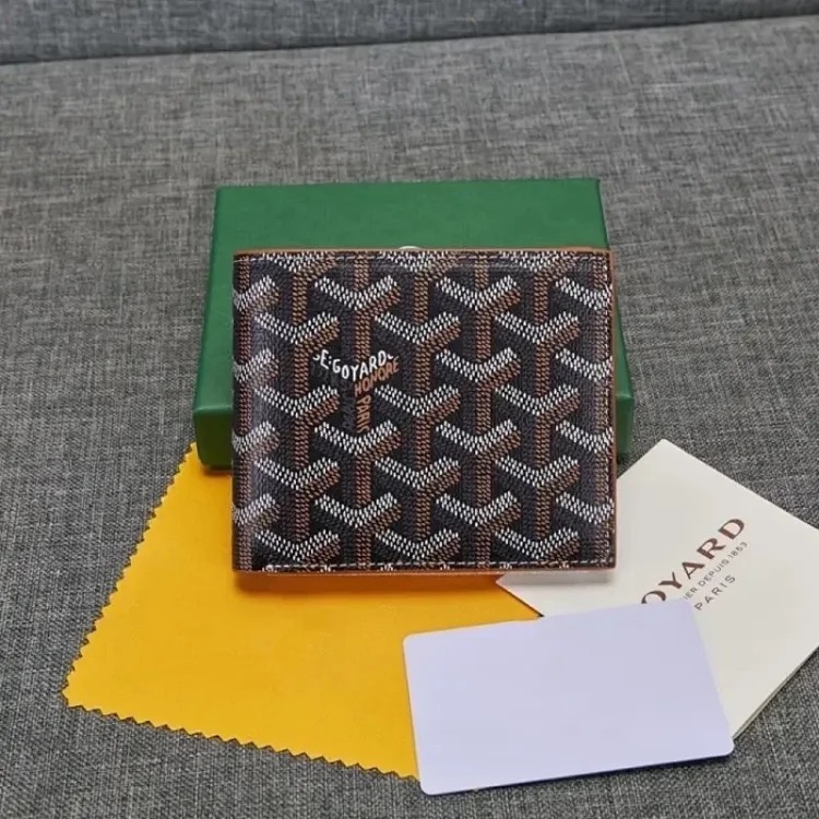 Short wallet print image 4
