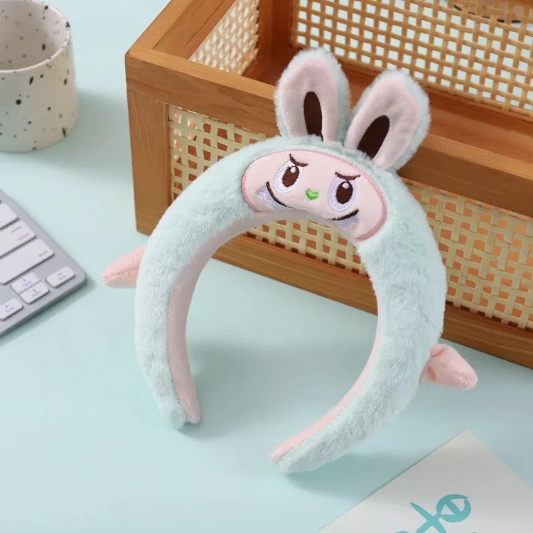 Cute labubu funny headband for women to wash their face and play cartoon headband hairpin internet celebrity hair accessories new hair bundle headwear