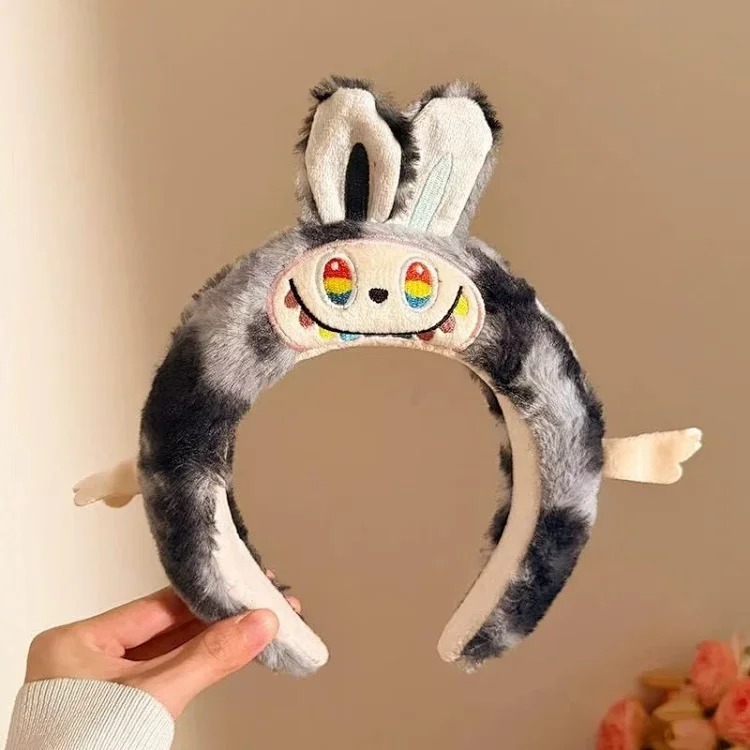 Cute labubu funny headband for women to wash their face and play cartoon headband hairpin internet celebrity hair accessories new hair bundle headwear