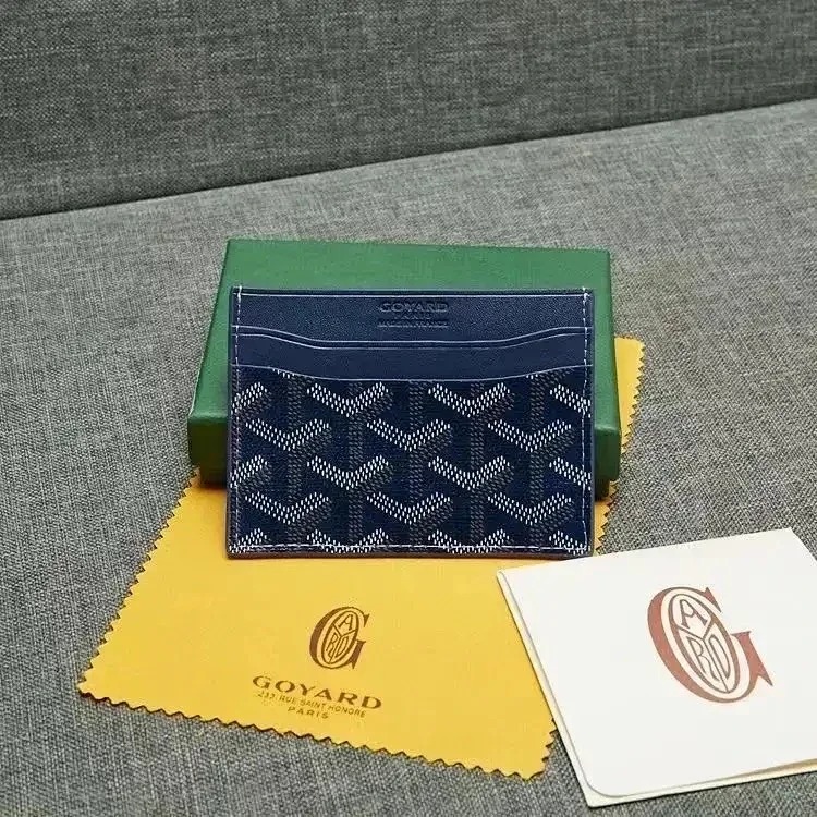 New card holder, business card holder and card all in one image 3