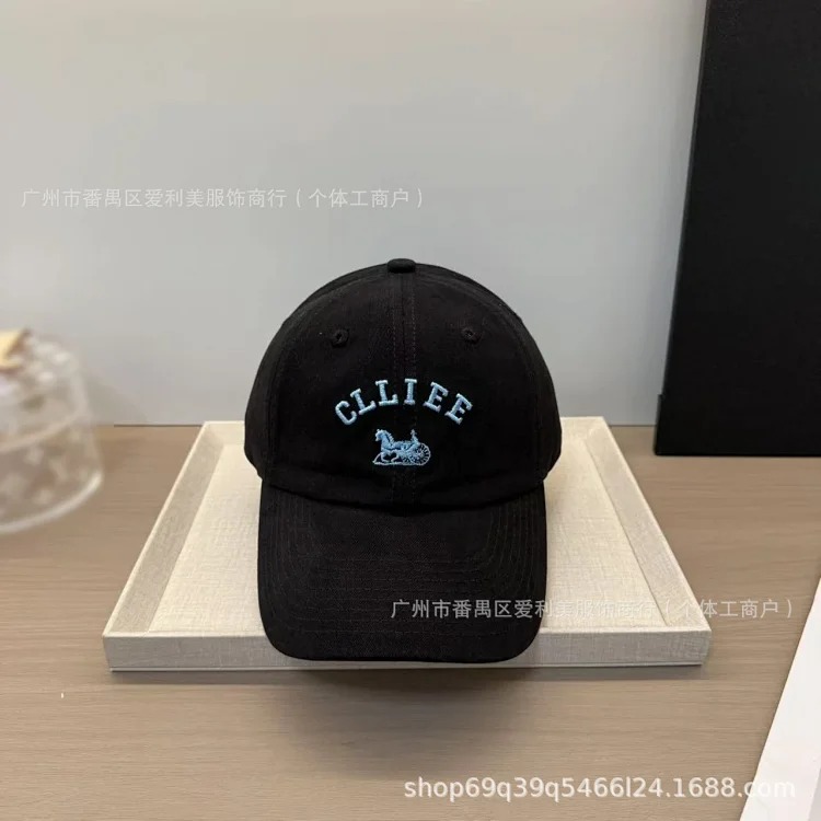 Retro embroidered letter peaked cap for men and women, soft-top casual baseball cap, spring and summer sun protection hat, trendy