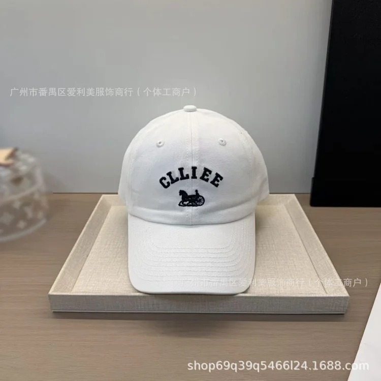 Retro embroidered letter peaked cap for men and women, soft-top casual baseball cap, spring and summer sun protection hat, trendy