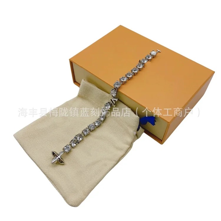 Cross-border popular rhinestone letter bracelet for men and women, hip-hop European and American style titanium steel material factory wholesale