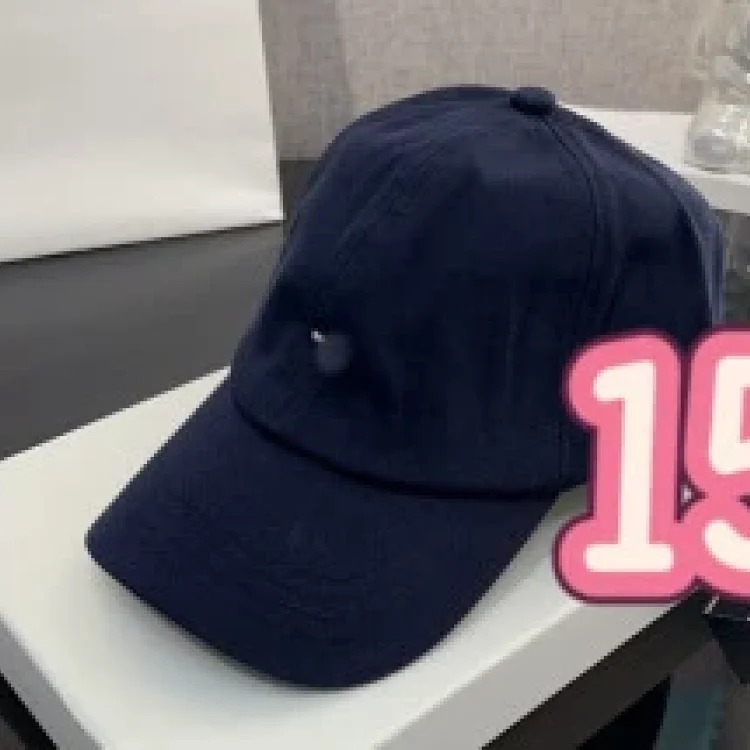 Cross-border small flag embroidered soft-top peaked cap Tom's classic sunshade for men and women, versatile baseball for couples