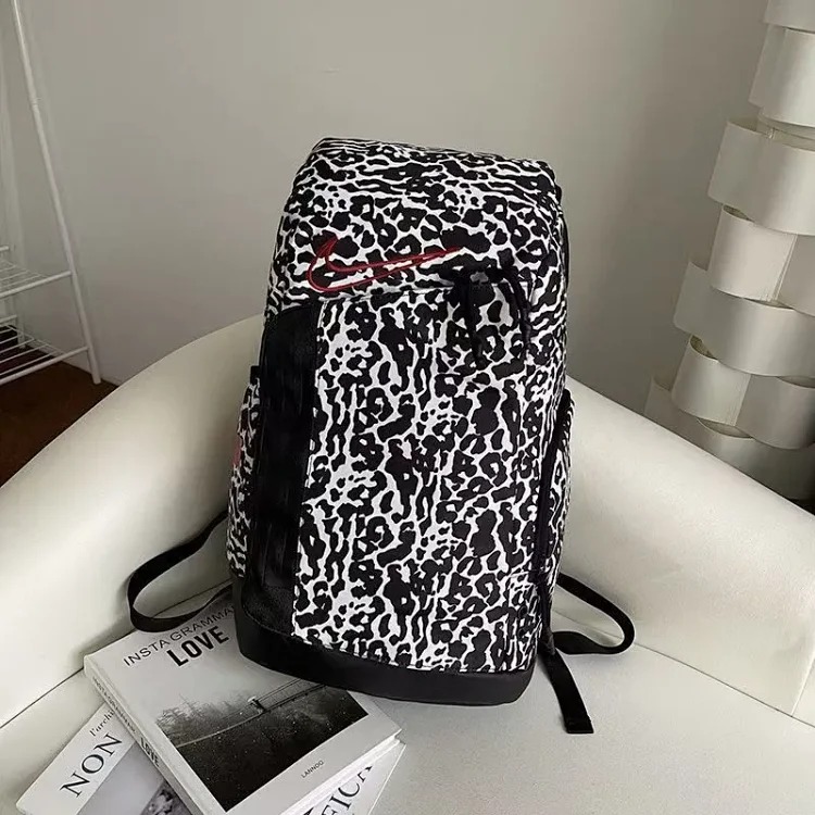 New large capacity sports backpack-005