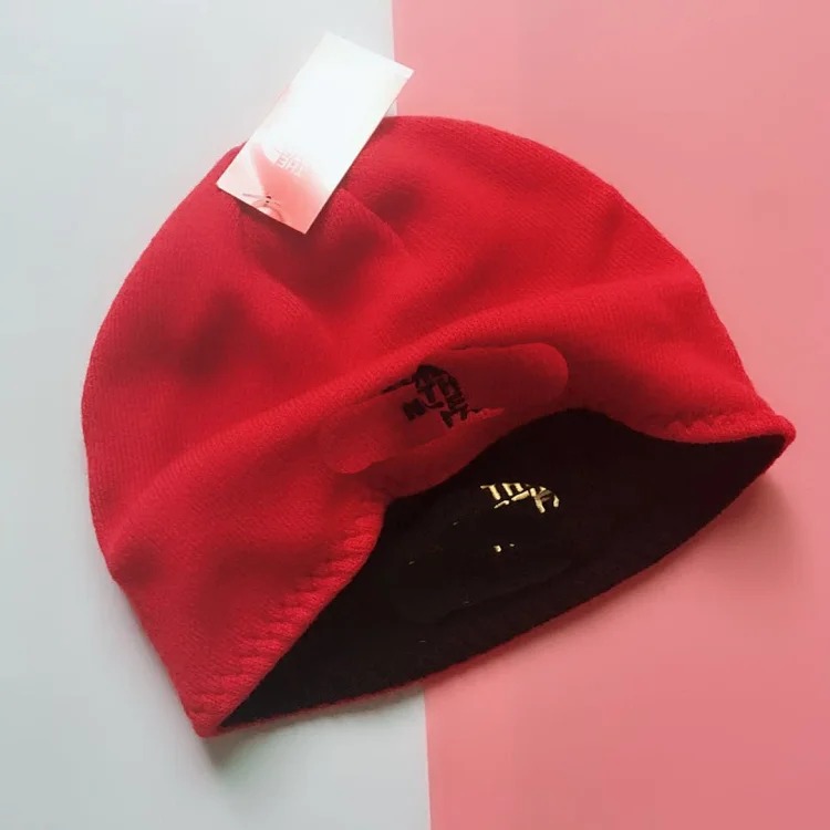 Fashion warm knitted hat 20
