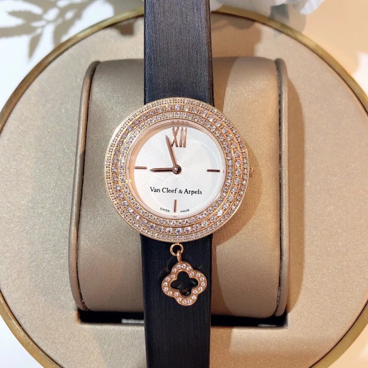 Charms Gold series watches