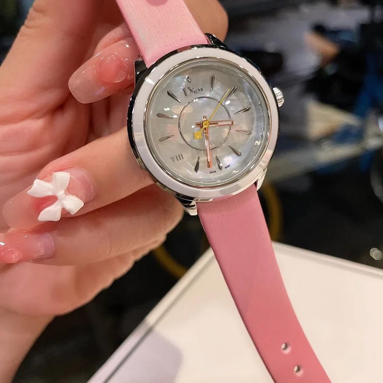 Xiaohongshu’s new products come and go. Ceramic ring exclusive 2022 AAA diamond style Dior VIII series women’s watch