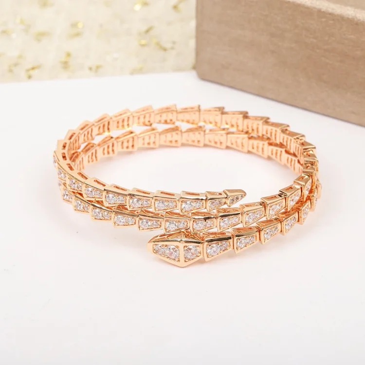 BVLG Parentesi alphabet cube bracelet V GOLD CNC snake full diamond bracelet one size 17#