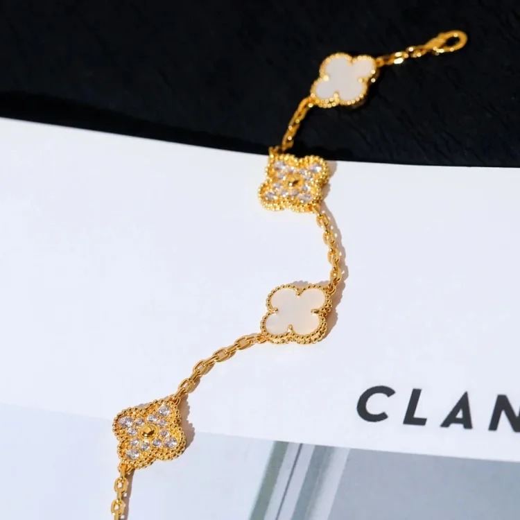 XXX-FKYB classic five-flowered diamond and white mother-of-pearl bracelet-3781