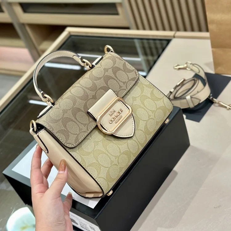 C fashion bags
