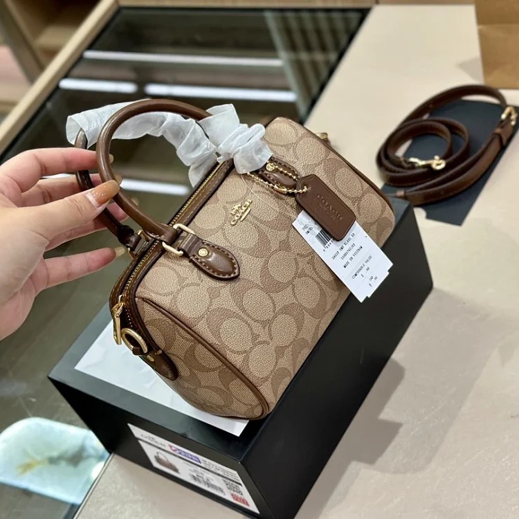 C fashion bags