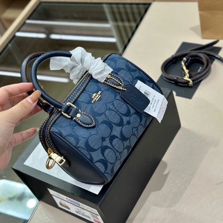 C fashion bags