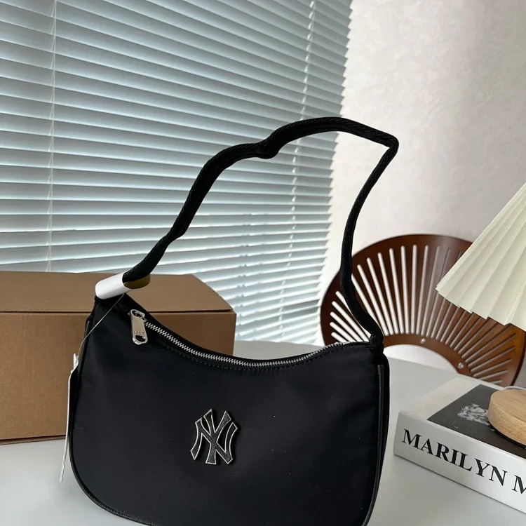 M fashion bag