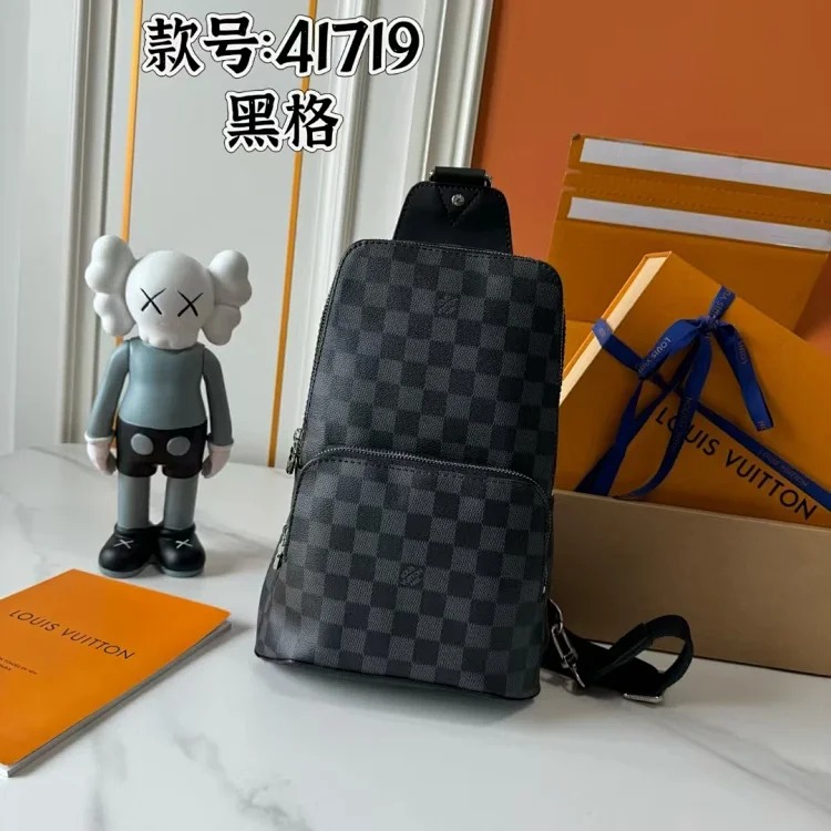 DX4-3 checkerboard chest bag shoulder bag