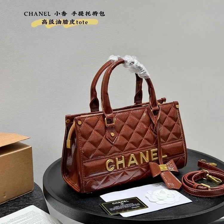 Collection of fashionable and high-quality bags-rs image 5