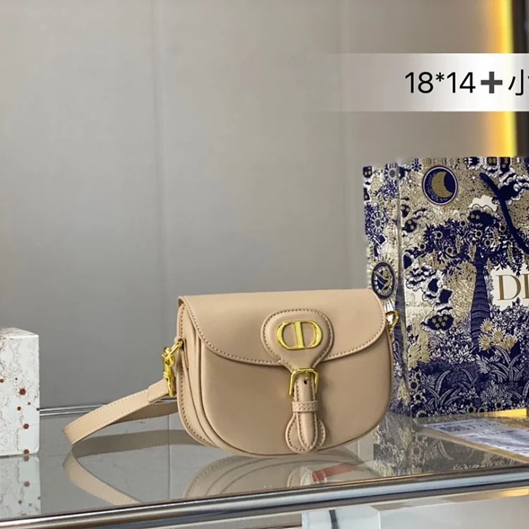 D fashion bags