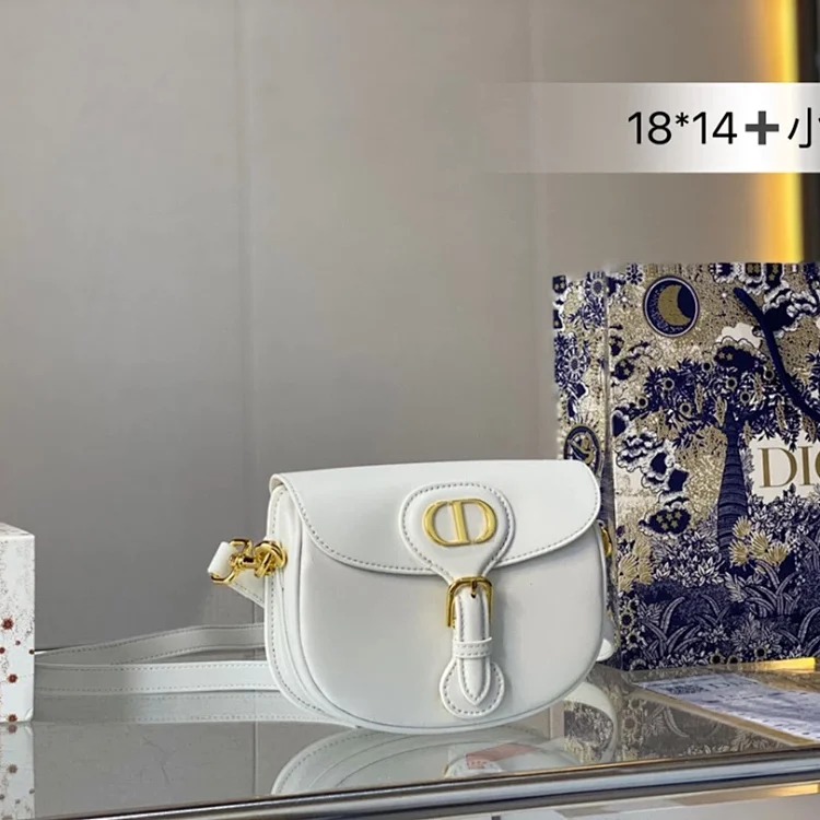 D fashion bags
