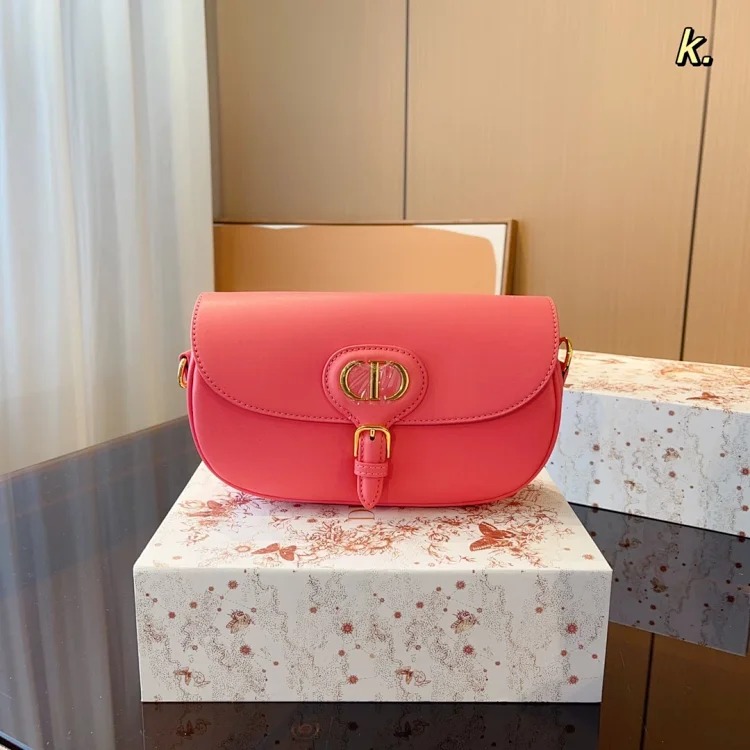 D fashion bags