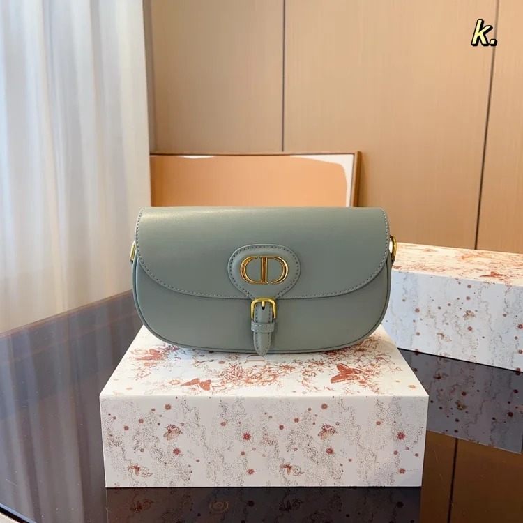D fashion bags