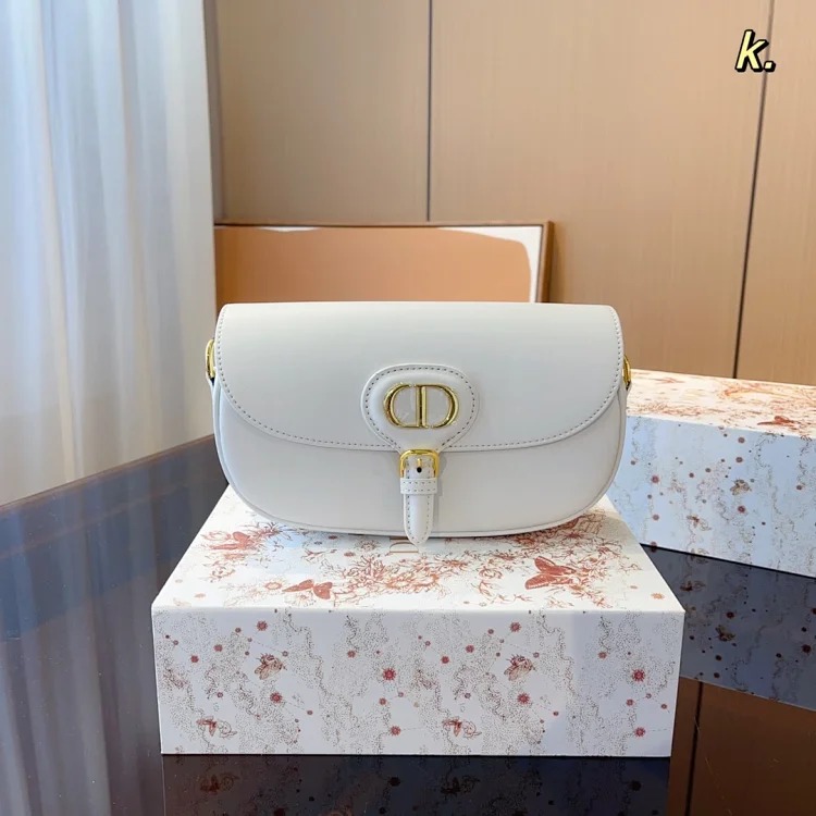 D fashion bags