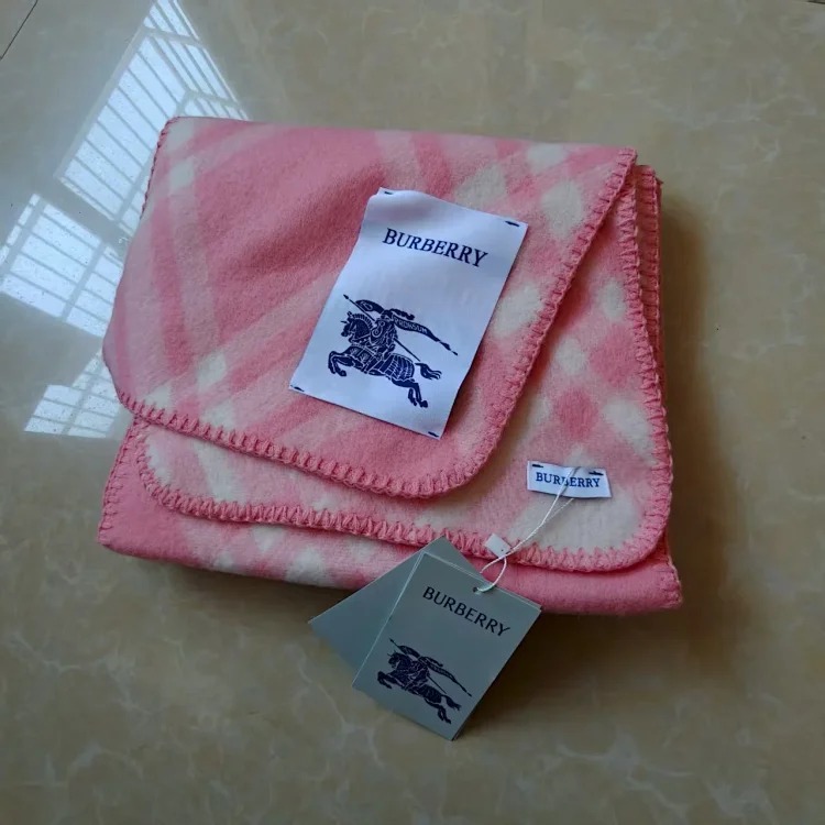 Fashion trend scarf 02