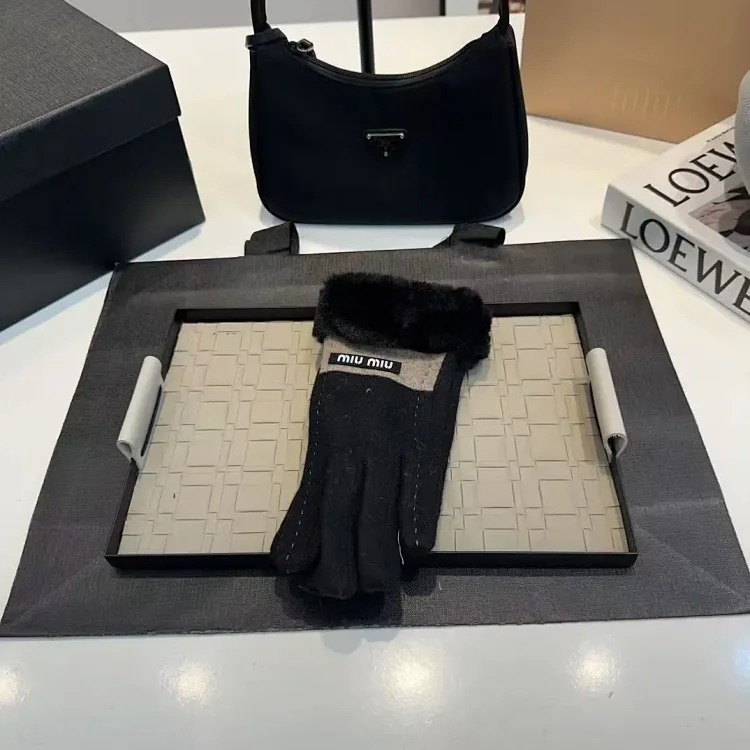 YA02-Small gloves, great warmth