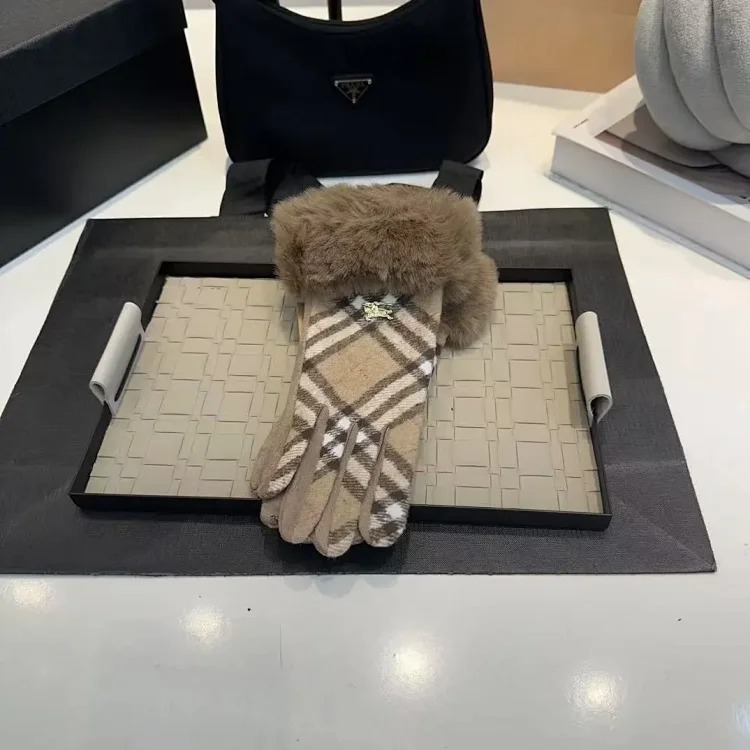 YA02-Small gloves, great warmth