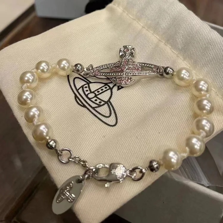 High version of the Queen Mother's Plane Saturn Pearl Bracelet for Women Vivian Classic Planet Pin Pearl Bracelet Jewelry