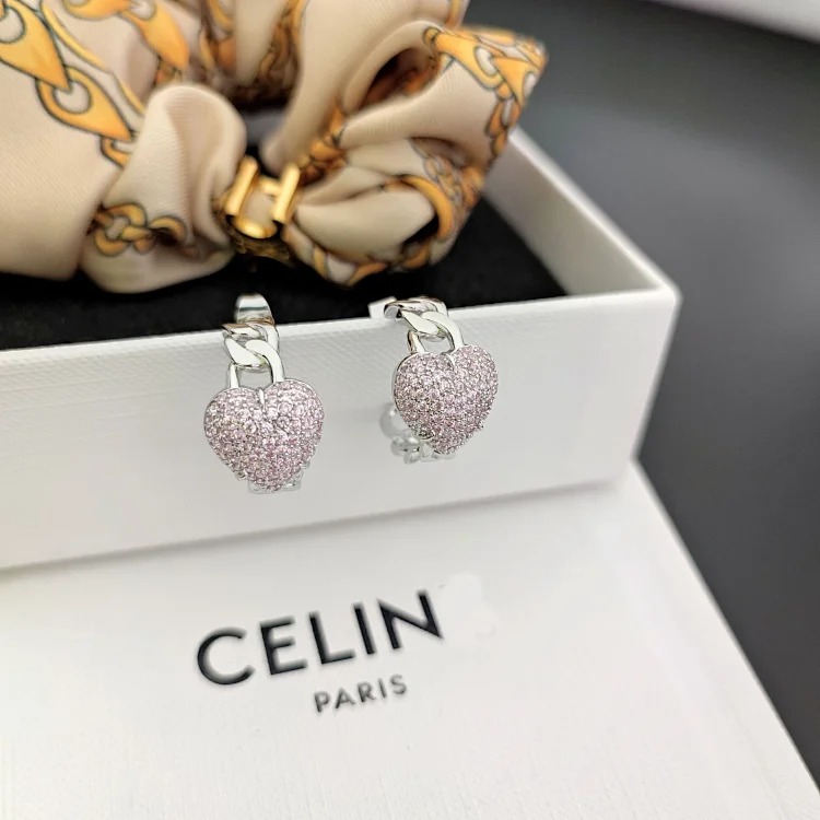 celi Arc de Triomphe full-set pink diamond peach heart female ring, French light luxury pastoral style earrings, small fragrant style color matching earrings
